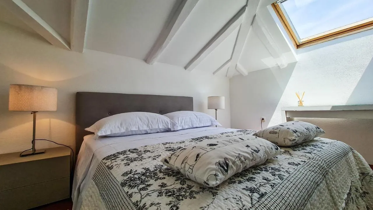 Design Villa Camellia أوباتيا